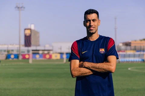 Busquets trở lại Barca, bắt đầu sự nghiệp huấn luyện Busquets trở lại Barca, bắt đầu sự nghiệp huấn luyện