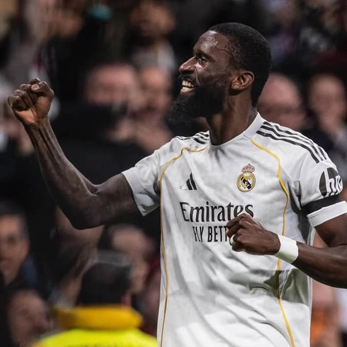 Cầu thủ đầu tiên được đảm bảo vị trí dưới thời Mourinho ở Real Madrid Cầu thủ đầu tiên được đảm bảo vị trí dưới thời Mourinho ở Real Madrid