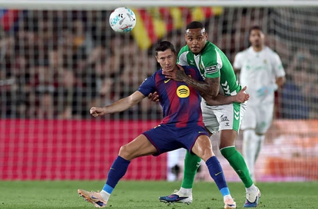 Chấm điểm Barcelona: Raphinha sáng chói nhất; Lewandowski chia tay Camp Nou