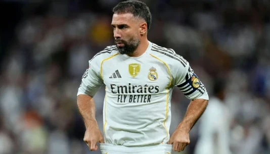 Đoạn kết buồn cho hậu vệ phải vĩ đại của Real Madrid