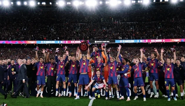 Giải mã 3 điểm nhấn giúp Barca bóp nghẹt Real đoạt La Liga Giải mã 3 điểm nhấn giúp Barca bóp nghẹt Real đoạt La Liga