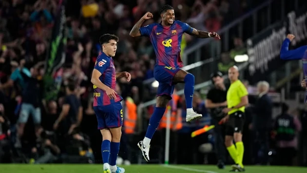 Giải mã 3 điểm nhấn giúp Barca bóp nghẹt Real đoạt La Liga Giải mã 3 điểm nhấn giúp Barca bóp nghẹt Real đoạt La Liga