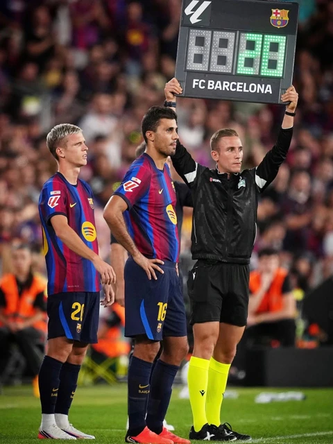 Kết quả Barca 2-0 Bilbao: Raphinha, Fermin tỏa sáng trong ngày Rodri ra mắt Kết quả Barca 2-0 Bilbao: Raphinha, Fermin tỏa sáng trong ngày Rodri ra mắt