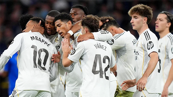 Kết quả Real Madrid 2-0 Oviedo: Không có bất ngờ Kết quả Real Madrid 2-0 Oviedo: Không có bất ngờ