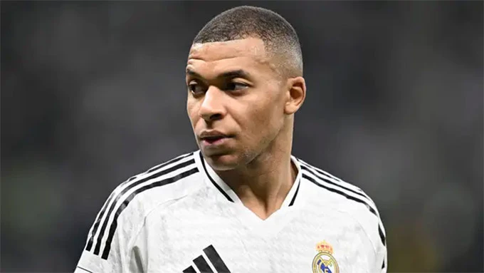 Kylian Mbappe có thể phải nghỉ thi đấu hết mùa giải