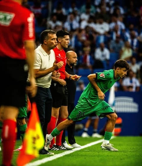 La Liga chào đón những đàn em của Yamal và Cubarsi