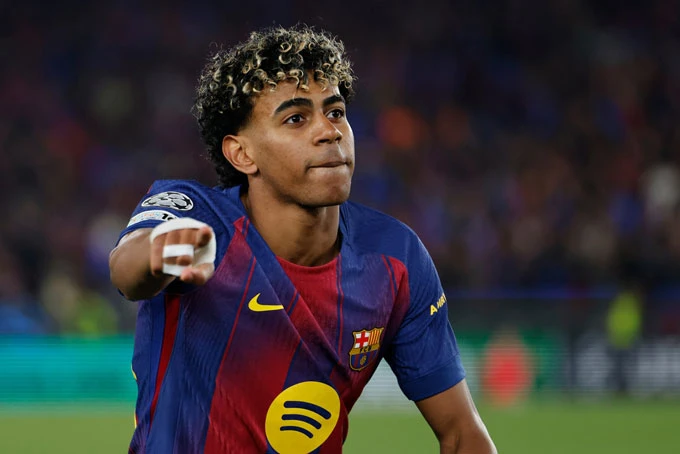 Lamine Yamal lại khiến nội bộ Barca dậy sóng Lamine Yamal lại khiến nội bộ Barca dậy sóng