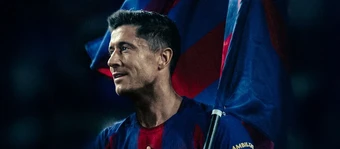 Lewandowski chia tay Barca
