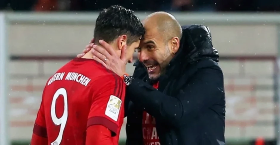 Lewandowski: 'Những tiền đạo xuất chúng không được dạy từ học viện'