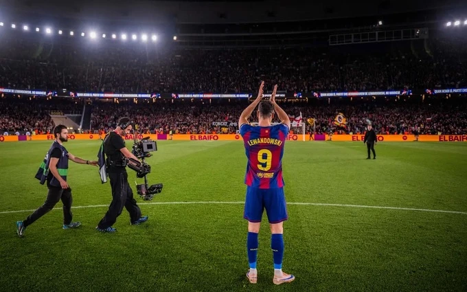 Lewandowski thực ra không hề cân nhắc đề nghị của Barca Lewandowski thực ra không hề cân nhắc đề nghị của Barca
