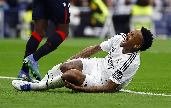 Militao nghi ngờ Xabi Alonso khiến mình liên tiếp chấn thương