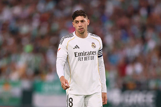 Mourinho chưa giải được bài toán Federico Valverde
