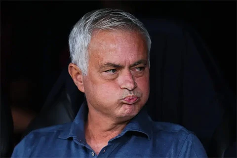 Mourinho lập kỷ lục mới cùng Real Madrid Mourinho lập kỷ lục mới cùng Real Madrid