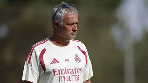 Nacho Fernandez: 'Jose Mourinho sẽ giúp Real Madrid tốt đẹp hơn'