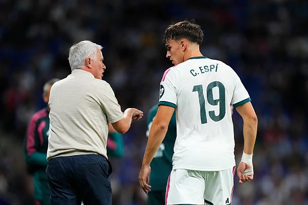 Nước cờ thay người của Mourinho cứu nguy cho Real Madrid Nước cờ thay người của Mourinho cứu nguy cho Real Madrid