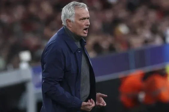 Real Madrid càng tồi tệ, Mourinho càng trở nên phù hợp Real Madrid càng tồi tệ, Mourinho càng trở nên phù hợp