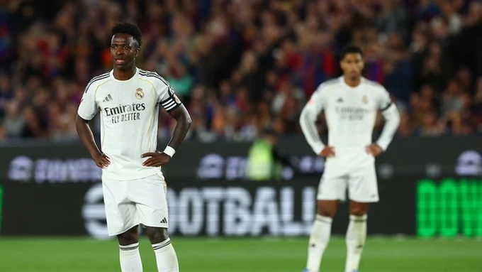 Real Madrid chìm trong cõi hỗn mang