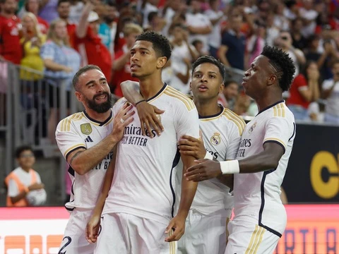 Real Madrid: Mourinho đã ‘book’ sẵn vị trí cho Bellingham Real Madrid: Mourinho đã ‘book’ sẵn vị trí cho Bellingham