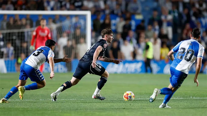 Real Madrid phẫn nộ vì Castilla lỡ giấc mơ thăng hạng Real Madrid phẫn nộ vì Castilla lỡ giấc mơ thăng hạng