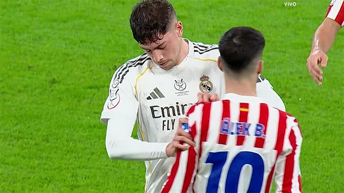 Real Madrid vs Atletico Madrid: Valverde và Baena tiếp tục gây bão Real Madrid vs Atletico Madrid: Valverde và Baena tiếp tục gây bão