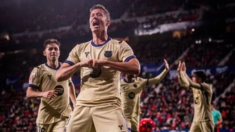 Robert Lewandowski: top 10 chắc suất, tương lai mù mờ
