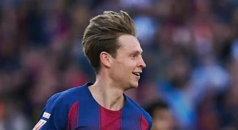 Ronald de Boer kinh ngạc với màn tái xuất của De Jong