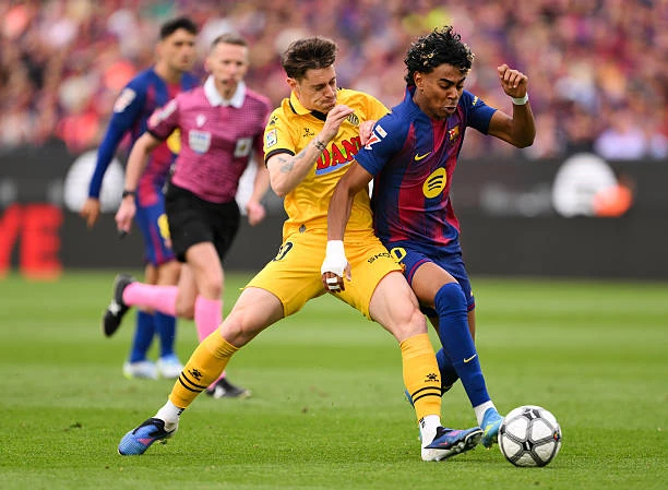 Sao Espanyol tố Barcelona chế nhạo mình trong đường hầm Sao Espanyol tố Barcelona chế nhạo mình trong đường hầm