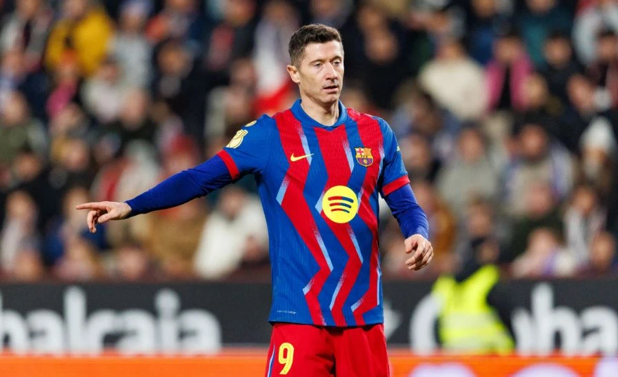 Soi trận Barcelona vs Real Madrid: Một điểm để đăng quang