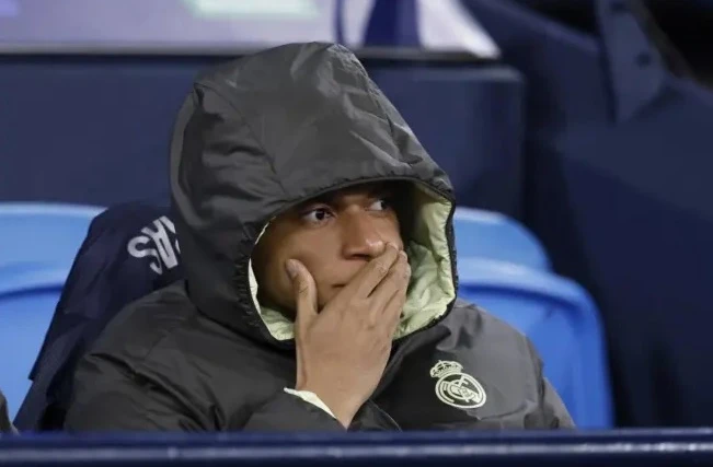 Sự tắc trách tại Real Madrid khiến Mbappe suýt hỏng sự nghiệp Sự tắc trách tại Real Madrid khiến Mbappe suýt hỏng sự nghiệp