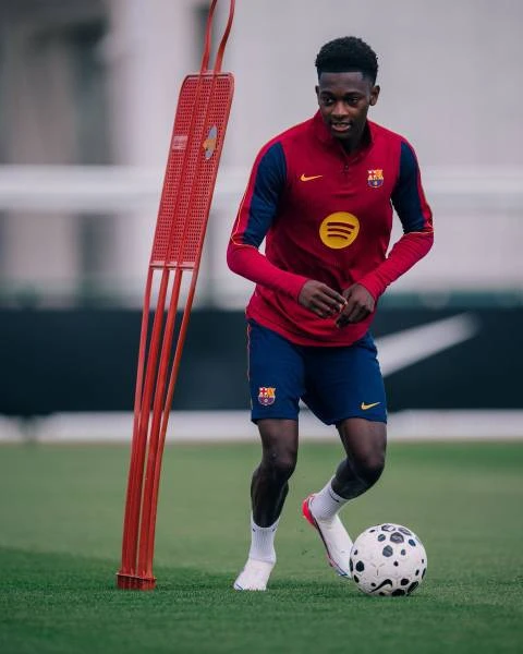 Thần đồng mới đến Barca thần tượng Neymar Thần đồng mới đến Barca thần tượng Neymar