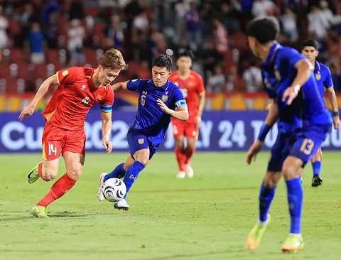 Trực tiếp Việt Nam vs Thái Lan, 20h00 ngày 26/8: Chờ giờ phút đăng quang