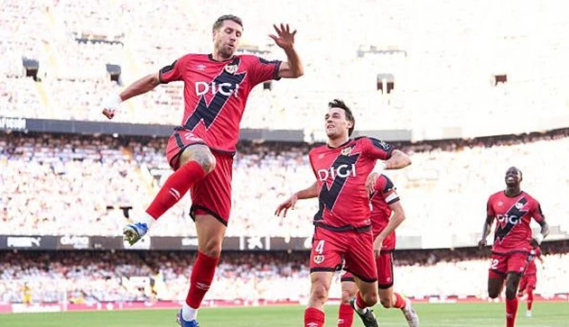Valencia chia điểm kịch tính với Rayo Vallecano tại Mestalla Valencia chia điểm kịch tính với Rayo Vallecano tại Mestalla