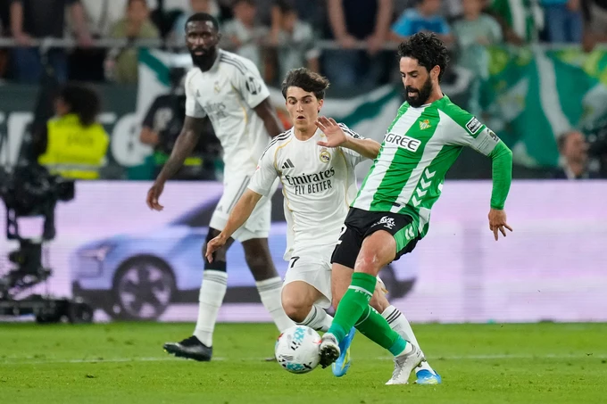 Vì đâu Real Madrid sa sút? Vì đâu Real Madrid sa sút?