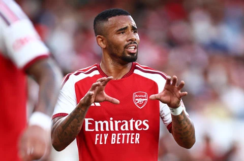 Vì sao Barca chiêu mộ Gabriel Jesus từ Arsenal? Vì sao Barca chiêu mộ Gabriel Jesus từ Arsenal?