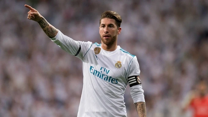 Vì sao phòng thay đồ của Real Madrid thành 'chiến trường'? Vì sao phòng thay đồ của Real Madrid thành 'chiến trường'?