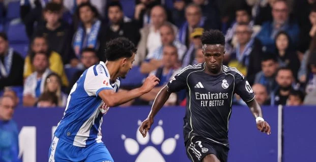Vinicius giúp Real Madrid chặn ngày vui của Barca