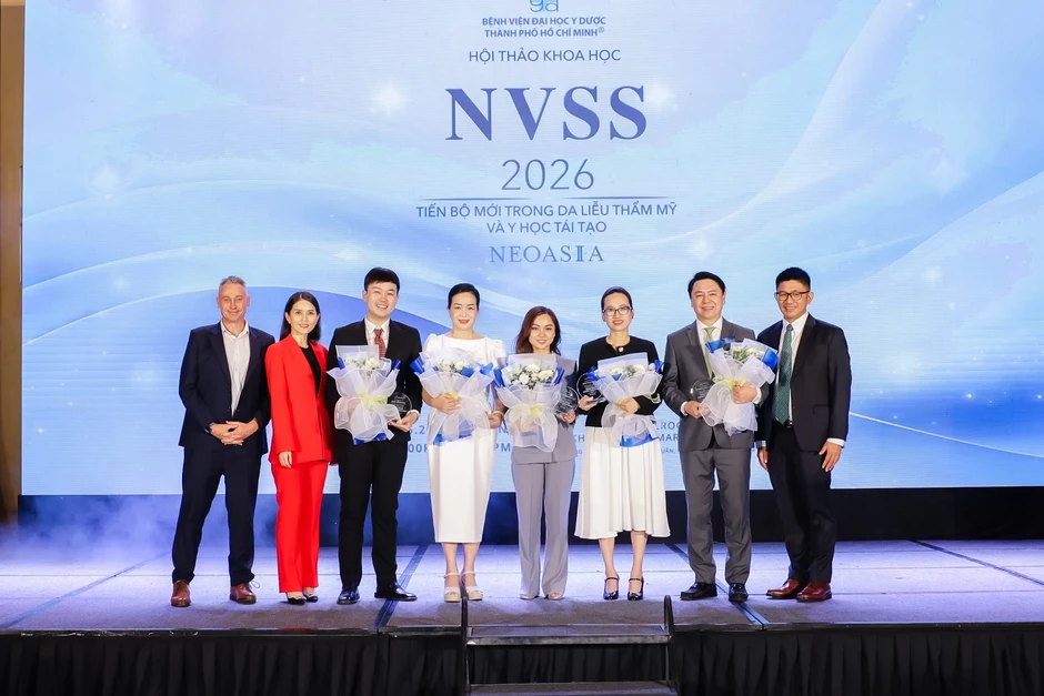 Bác sĩ Tô Lan Phương báo cáo về vai trò trẻ hóa tầng mỡ tại NVSS 2026