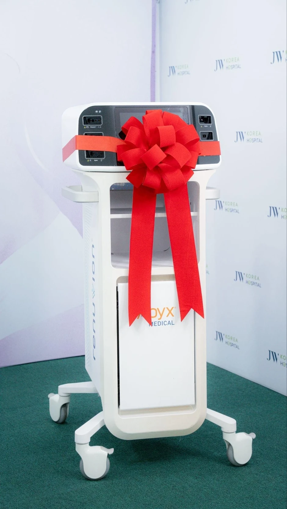 Bệnh viện thẩm mỹ Hàn Quốc JW tiếp nhận công nghệ Renuvion J-Plasma