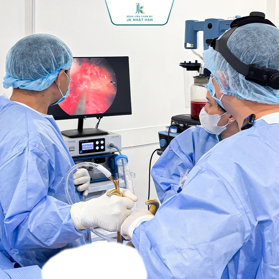 BS Lê Phước Tiền và xu hướng tạo hình vóc dáng chuẩn quốc tế