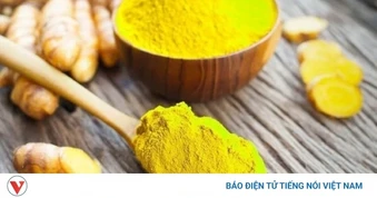 Cách uống tinh bột nghệ giúp da sáng mịn: Bí quyết ít người biết