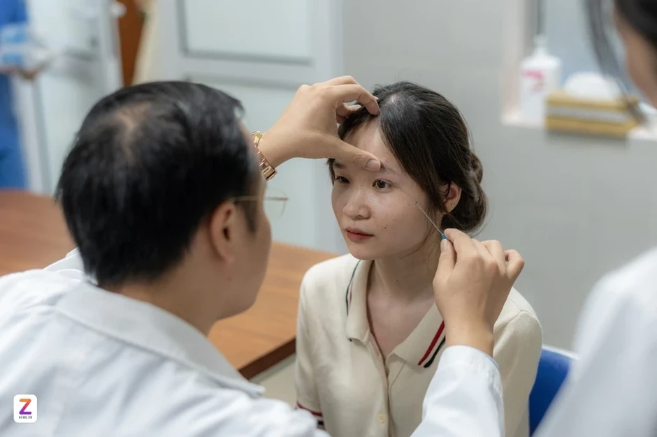Chuyện lạ ở phòng thẩm mỹ: Bác sĩ cố từ chối, khách quyết vung tiền Chuyện lạ ở phòng thẩm mỹ: Bác sĩ cố từ chối, khách quyết vung tiền