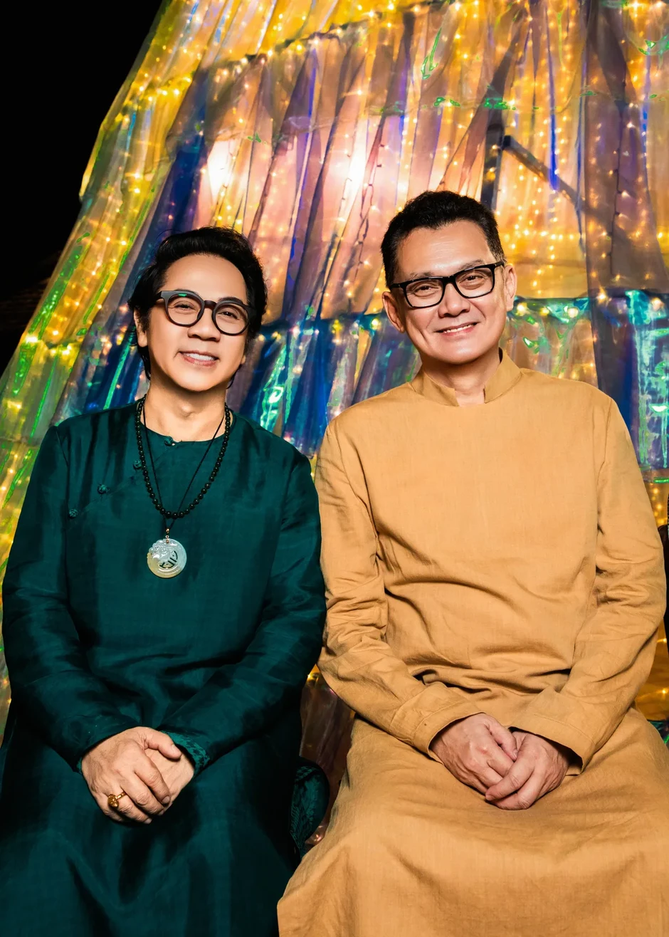Dàn nghệ sĩ nhiều thế hệ cùng tôn vinh hành trình di sản của Lãnh Mỹ A trên sân khấu thời trang Dàn nghệ sĩ nhiều thế hệ cùng tôn vinh hành trình di sản của Lãnh Mỹ A trên sân khấu thời trang
