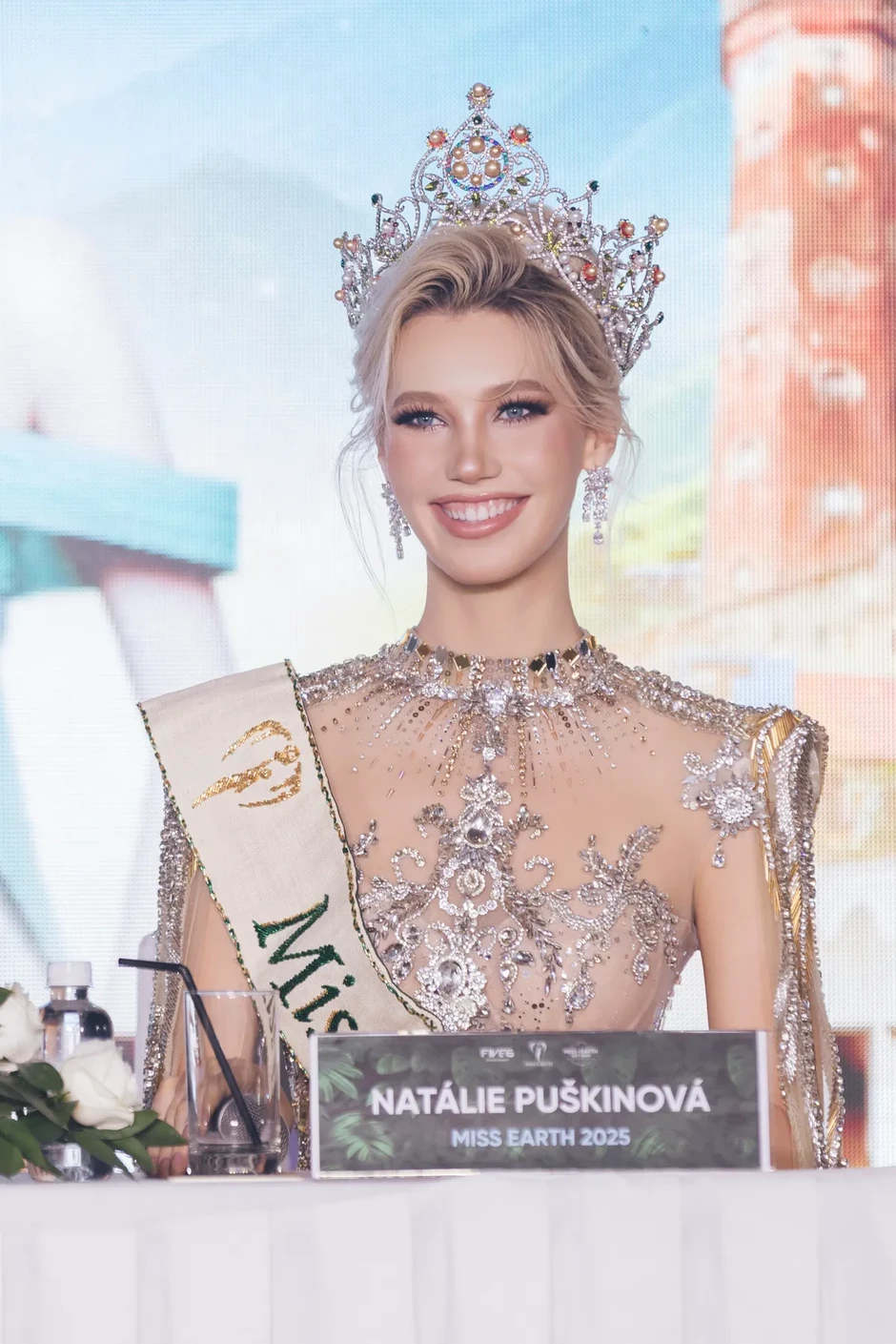 Miss Earth 2025 đánh giá cao đại diện Việt Nam, chia sẻ bí quyết để tỏa sáng ở đấu trường nhan sắc quốc tế Miss Earth 2025 đánh giá cao đại diện Việt Nam, chia sẻ bí quyết để tỏa sáng ở đấu trường nhan sắc quốc tế