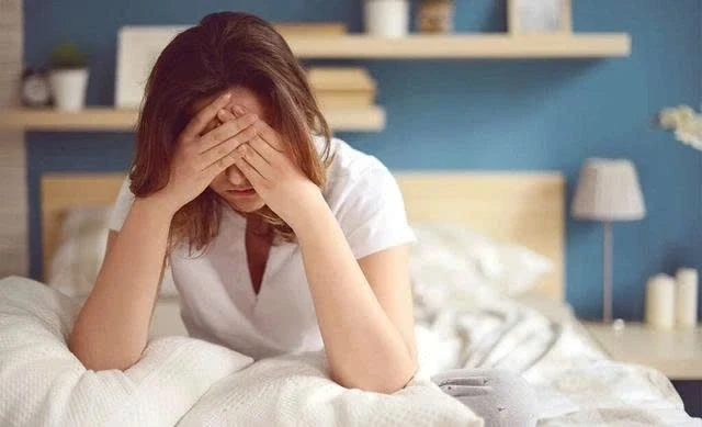 Ngăn mãn kinh sớm từ bây giờ: 5 thói quen nên áp dụng ngay Ngăn mãn kinh sớm từ bây giờ: 5 thói quen nên áp dụng ngay