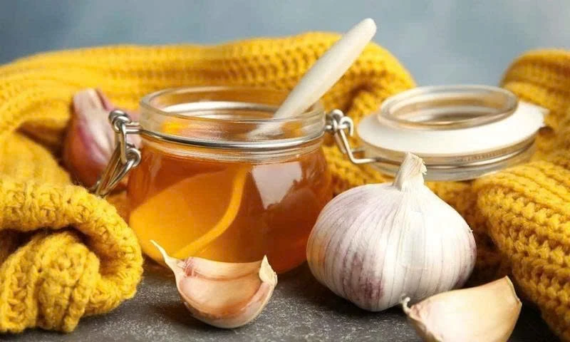 Nhiều người truyền tai nhau ăn tỏi với mật ong để giảm cân, hiệu quả đến đâu? Nhiều người truyền tai nhau ăn tỏi với mật ong để giảm cân, hiệu quả đến đâu?