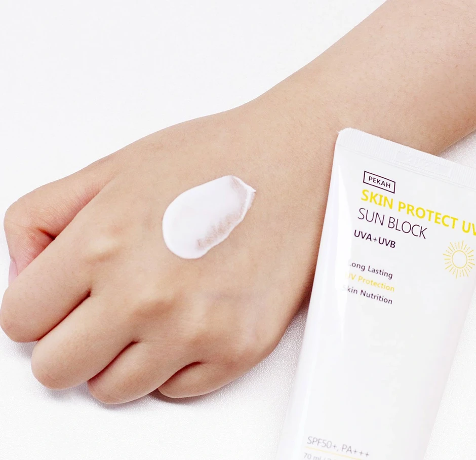 Top 7 kem chống nắng nâng tone da trắng hồng phát sáng, ai cũng tưởng dùng cushion