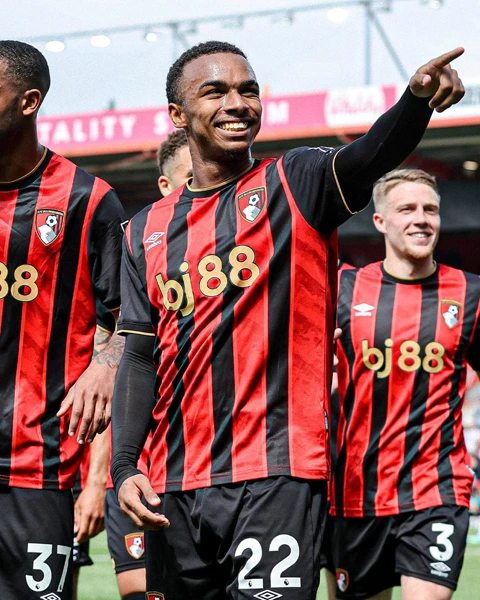 5 ngôi sao Arsenal có thể chiêu mộ sau khi vuột mất Rogers