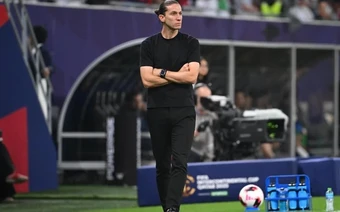 AS Monaco sắp bổ nhiệm Filipe Luis làm huấn luyện viên trưởng
