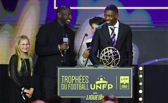 Dembele chỉ đá chính 9 trận vẫn là Cầu thủ xuất sắc nhất Ligue 1! Dembele chỉ đá chính 9 trận vẫn là Cầu thủ xuất sắc nhất Ligue 1!