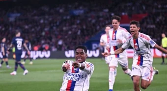 Endrick rực sáng giúp Lyon khiến PSG ôm hận tại sân nhà